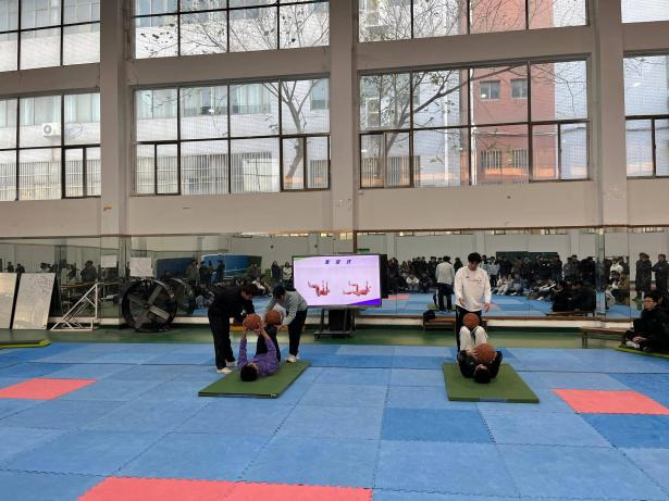 54aeab095d104a1bb03e425f10baea43.png 54aeab095d104a1bb03e425f10baea43.png